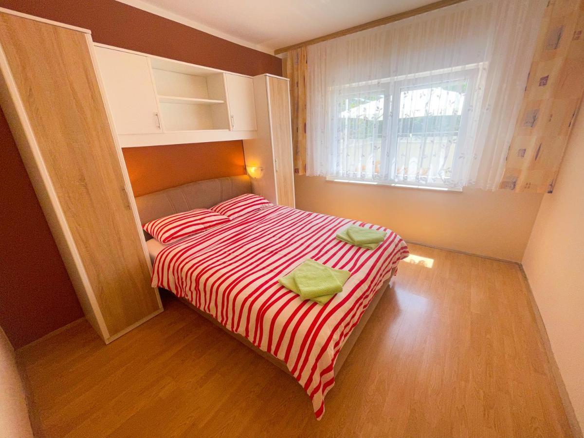 יאדראנובו Apartmani Combaj מראה חיצוני תמונה