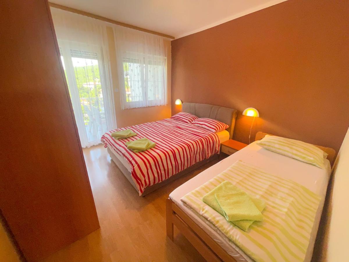 יאדראנובו Apartmani Combaj מראה חיצוני תמונה