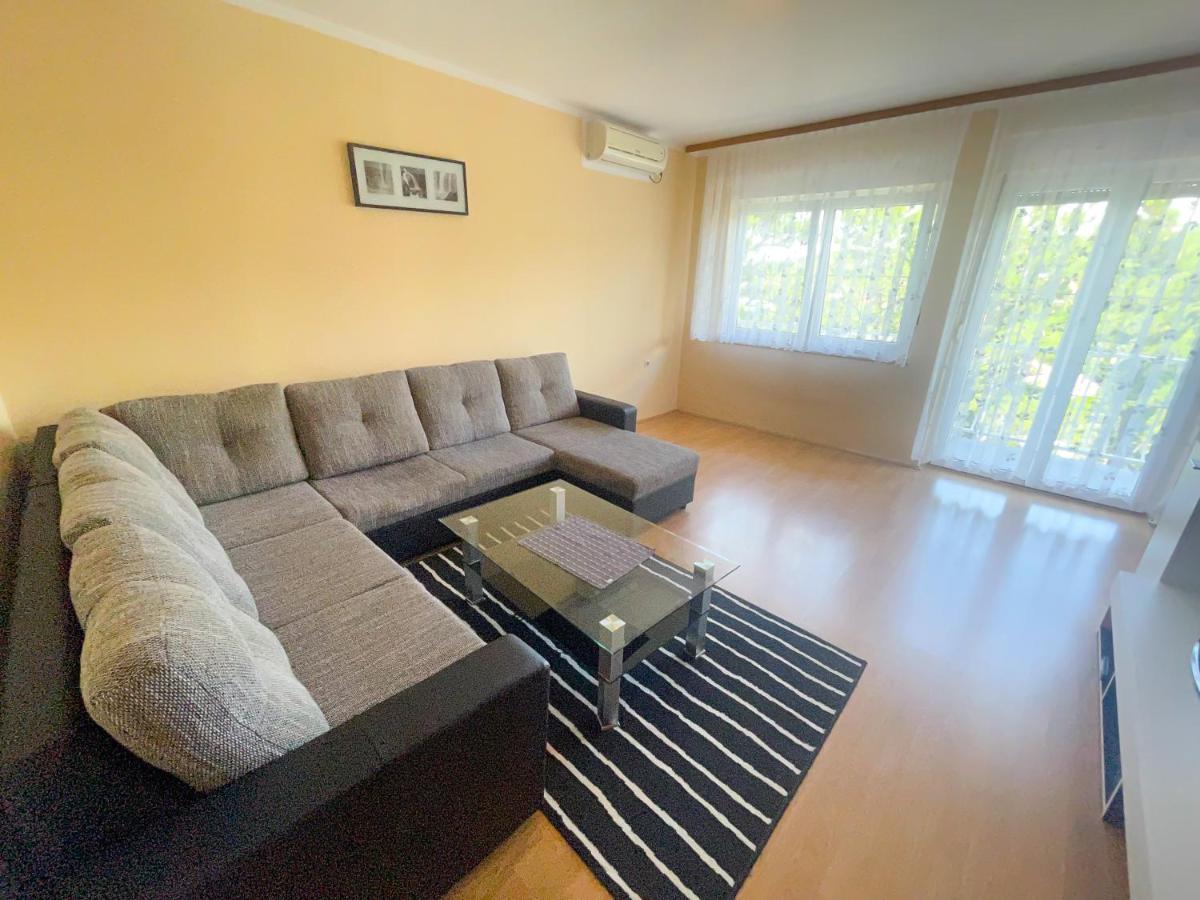 יאדראנובו Apartmani Combaj מראה חיצוני תמונה