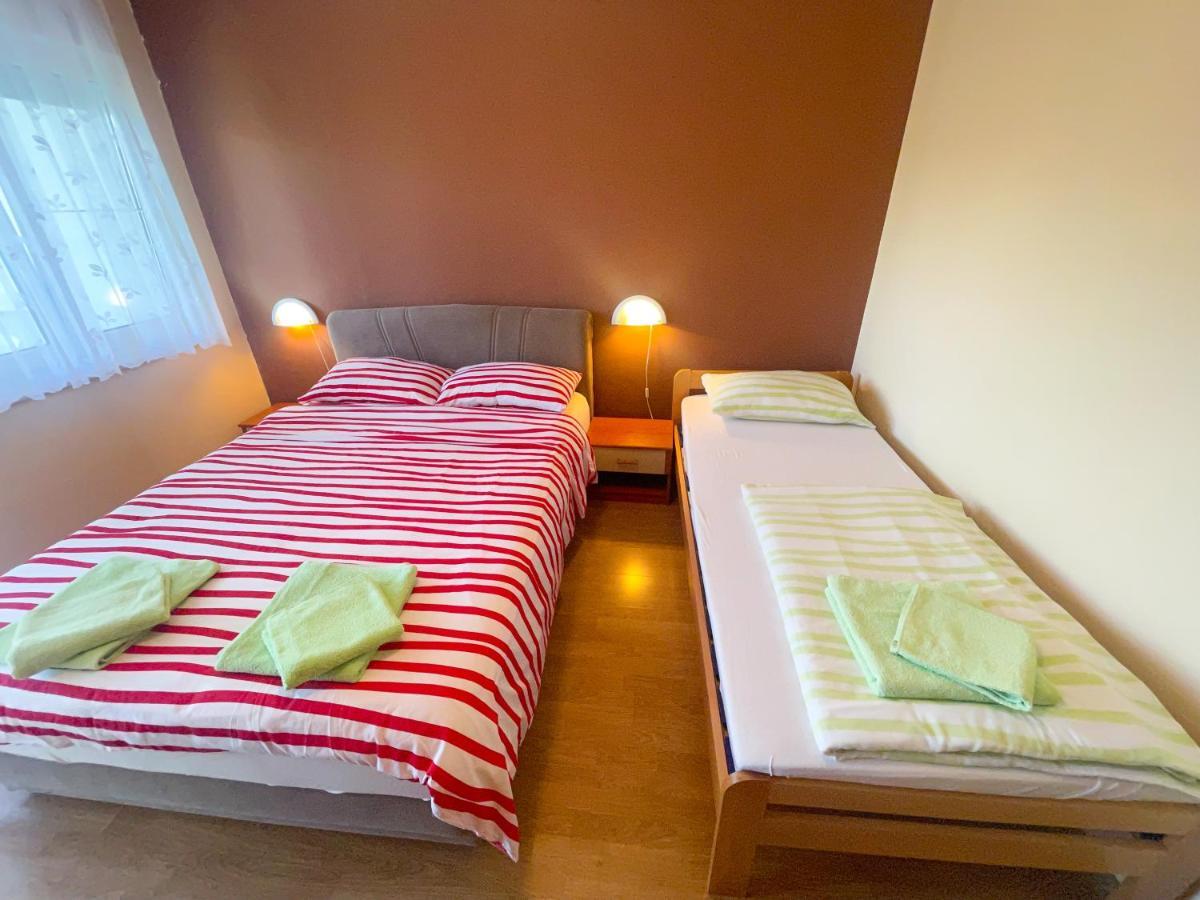יאדראנובו Apartmani Combaj מראה חיצוני תמונה