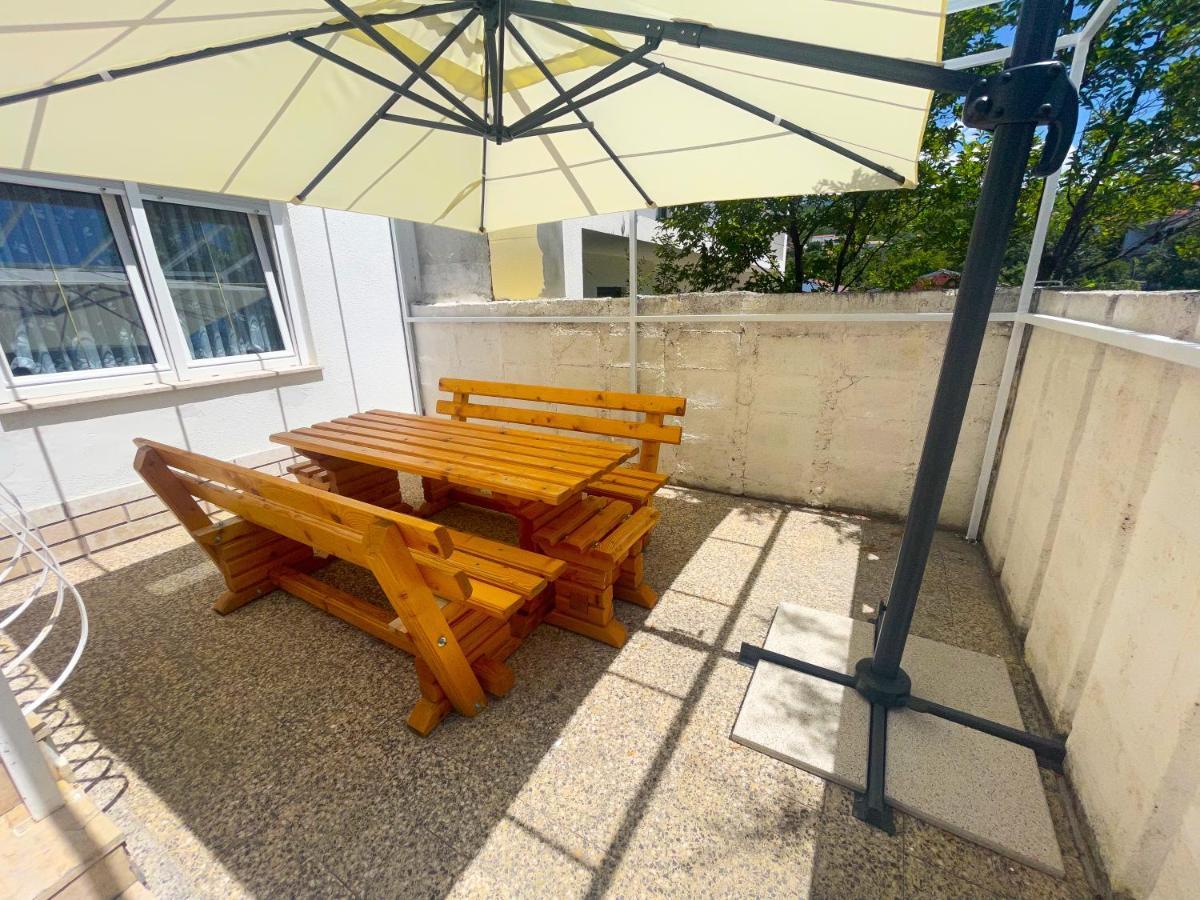 יאדראנובו Apartmani Combaj מראה חיצוני תמונה