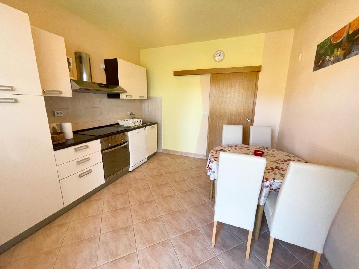 יאדראנובו Apartmani Combaj מראה חיצוני תמונה
